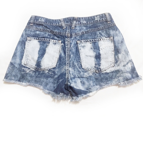 Destroyed Stonewashed High Waisted Jean Short - Picture 2 of 4